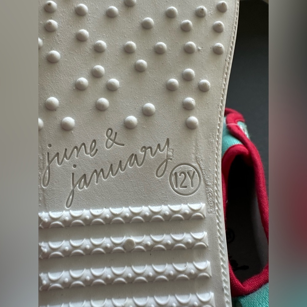 June and January - Shoes new! - Picture 2 of 2